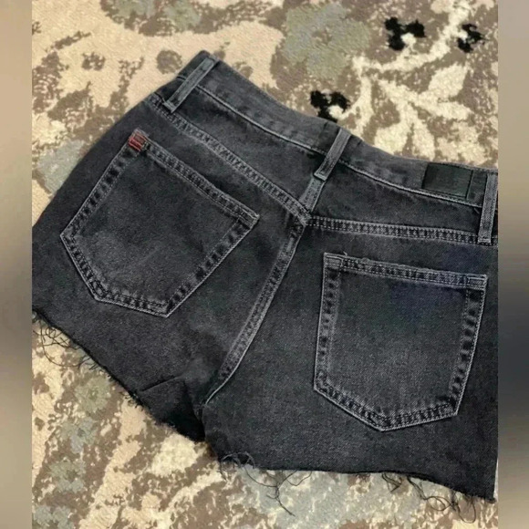 BDG Urban Outfitters Distressed Black Denim Shorts Size 27 - Picture 9 of 9